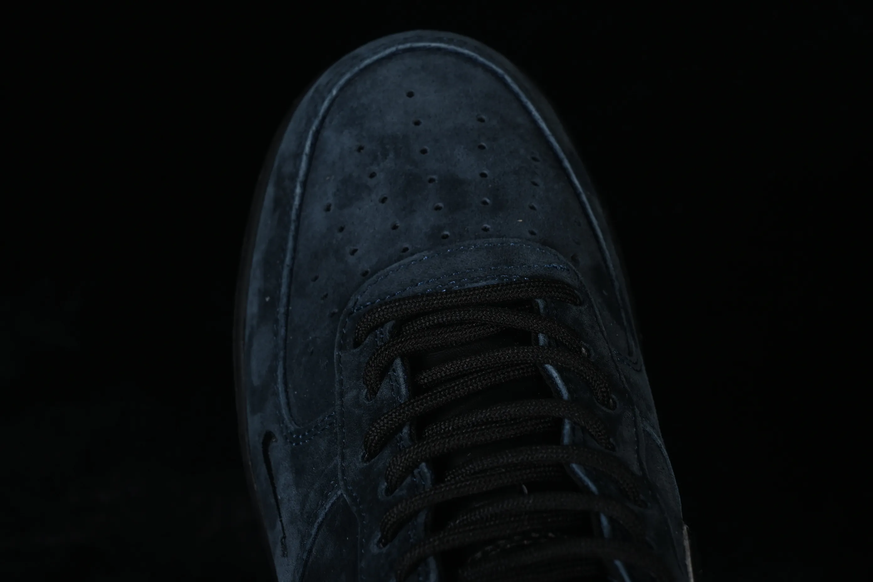 All categories Nk Air Force 1 Air Force series Nk Air Force 1 Low Air Force low-top Nike Air Force 1'07 Low Dark blue black Full suede Air Force low-top casual sneakers ZH0316-157
